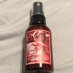 NWT,WEN POMEGRANATE TRAVEL KIT TREATMENT SPRAY 2oz.PRICES ARE FIRM,NO EXCHANGES